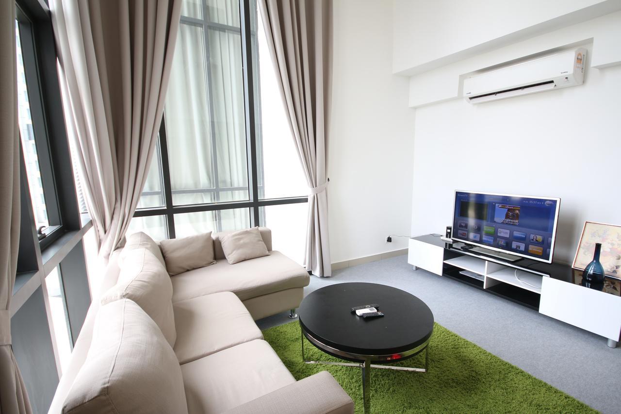 Solstice Service Apartment Cyberjaya Wifi Netflix Klia Buitenkant foto