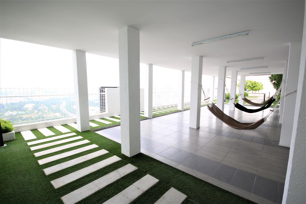 Solstice Service Apartment Cyberjaya Wifi Netflix Klia Buitenkant foto