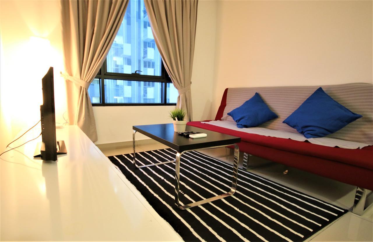 Solstice Service Apartment Cyberjaya Wifi Netflix Klia Buitenkant foto