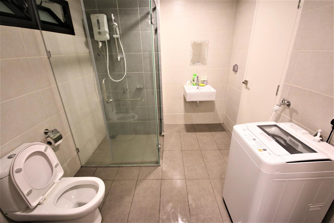 Solstice Service Apartment Cyberjaya Wifi Netflix Klia Buitenkant foto