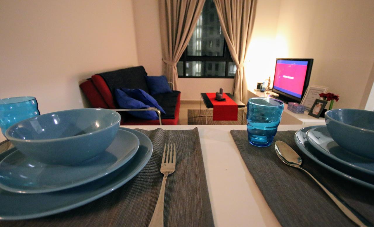 Solstice Service Apartment Cyberjaya Wifi Netflix Klia Buitenkant foto