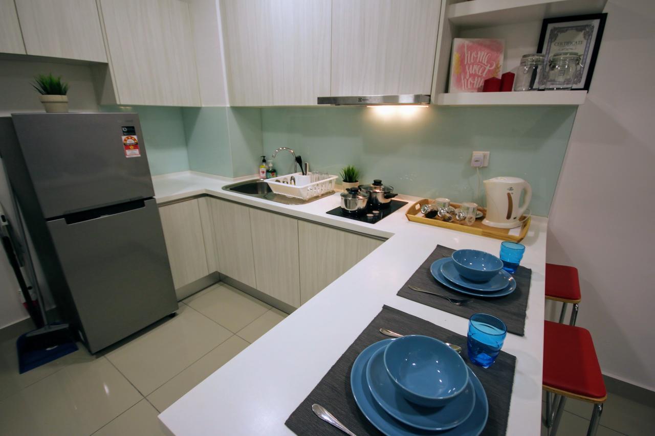 Solstice Service Apartment Cyberjaya Wifi Netflix Klia Buitenkant foto