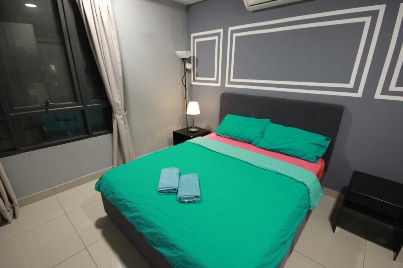 Solstice Service Apartment Cyberjaya Wifi Netflix Klia Buitenkant foto